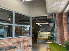 -三勾JJJ Burger&Coffee(梅溪湖店)