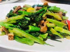 安格斯牛肉炒芥兰-炳胜品味(海印总店)