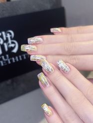 -隅日式美甲美睫專門店