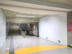 -八宝山(地铁站)