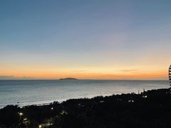 -三亚湾海居铂尔曼度假酒店
