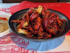招牌油焖大虾-肥肥虾庄·金牌油焖大虾(汉街SKP店)