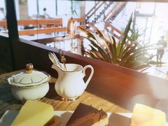 -24H COLOR咖啡厅(惠州金山湖店)