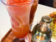 柚然自得的小美女-柠檬树茶餐厅(海雅缤纷城店)