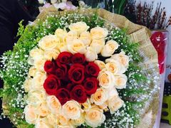 菲菲鲜花店-FEI FEI FLOWER鲜花店·气球派对·宝宝宴布置(虹口德必运动Loft店)