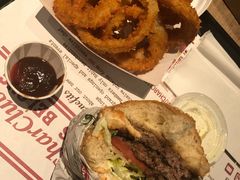 -The Habit Burger Grill 哈比特汉堡(复兴soho店)