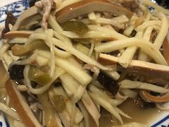 -邱记私房菜·十八年本地菜