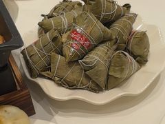 -梅花香里大酒店(郁金香路店)