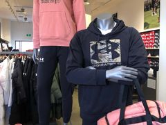 -斯普瑞斯奥特莱斯