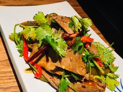 彝族手撕美人椒拌牛肉-云海肴·汽锅鸡·云南菜(高德置地店)