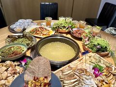 -一朵菌·野生菌探索家火锅(南亚店)