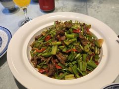 -鲁菜根·泰山菜(泰山店)