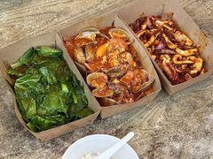 -东海岸人工湖美食村