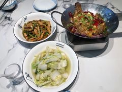 -一品味庄·地标武昌鱼·藕汤湖北菜(黄鹤楼店)