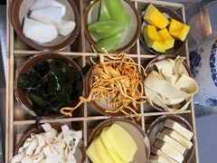 九宫格素菜-芈重山老火锅(广州首店)