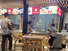 大堂-龙抄手(文殊坊店)