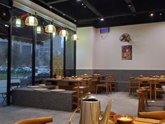 大堂-仁虎老火锅(黄泥磅店)