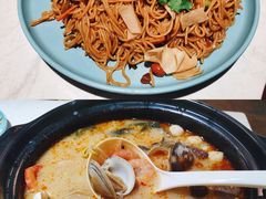 糟粕醋海鲜锅-香香海南菜餐厅