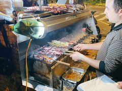 自助取餐区-新疆阿力烧烤