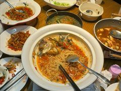 -爱碗亭·鲜炒湖南菜(壹城中心店)