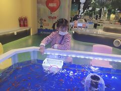 -zoonana室内动物园(东方福来德店)