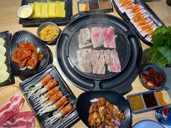 -三国惹火烤肉·中日韩烤肉集合店(百草路店)