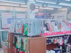 -全家便利店(东直门店)