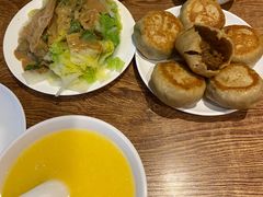 -清真吴记门钉肉饼·喜多利