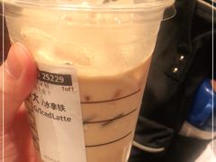 -星巴克臻选(南京金茂览秀城店)