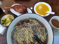 -百年老字号·观振兴蟹黄面·三虾面·苏式面(观前街富仁坊巷店)