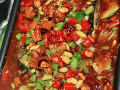 -云晓光头烧烤吧(新大陆广场店)