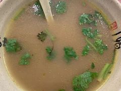 葱油拌面牛肉汤-三味拉面(雪松路店)