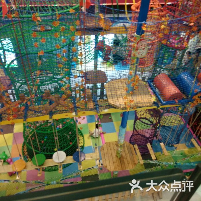 小勇士探险乐园