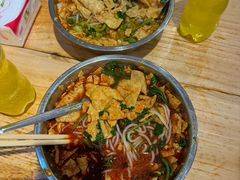 -柳州肥姨妈大骨螺蛳粉(沙河店)