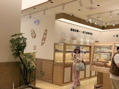 -小飞象面包公社(珠江路金鹰店)