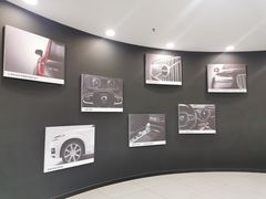 -杭州中沃沃尔沃4S店(滨江区店)