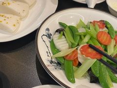 红萝卜-国人川菜(李家村建东街店)