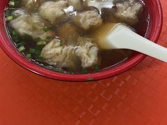 -张阿三馄饨店