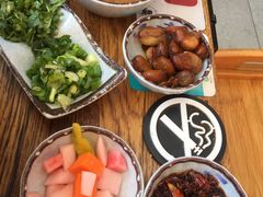 -毛辣果·贵州红酸汤牛肉火锅(西单店)