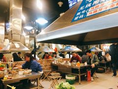 -马路牙子烧烤音乐酒馆(望京店)