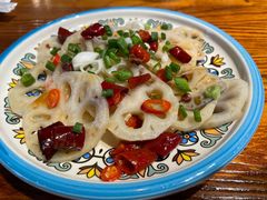 爽口酱汁藕片-柴窝堡22号辣子鸡·传承新疆菜