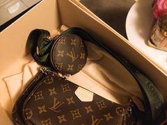 -LV路易威登(杭州万象城店)