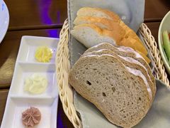 餐前面包-Paulaner·德国帕拉娜自酿啤酒餐厅(海上世界店)