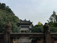 -凤栖山