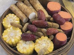 -小渔莊•地道胶东菜(旅游路万象省博物馆店)