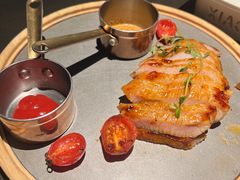 炭烤猪颈肉-小大董·烤鸭(西单大悦城店)