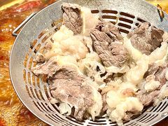 -来龍儿鲜切牛肉自助老火锅