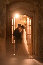 -雪中彩影婚纱摄影·微光艺术中心