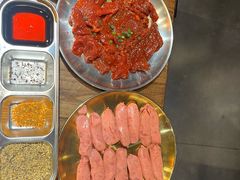 -明洞阿姨·韩式酱蟹烤肉·创意料理(三元桥店)