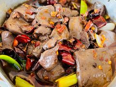 -包整·丝娃娃(一览甲秀楼风景店)